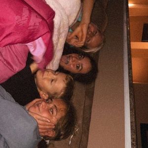 Meet your Posher, Ava